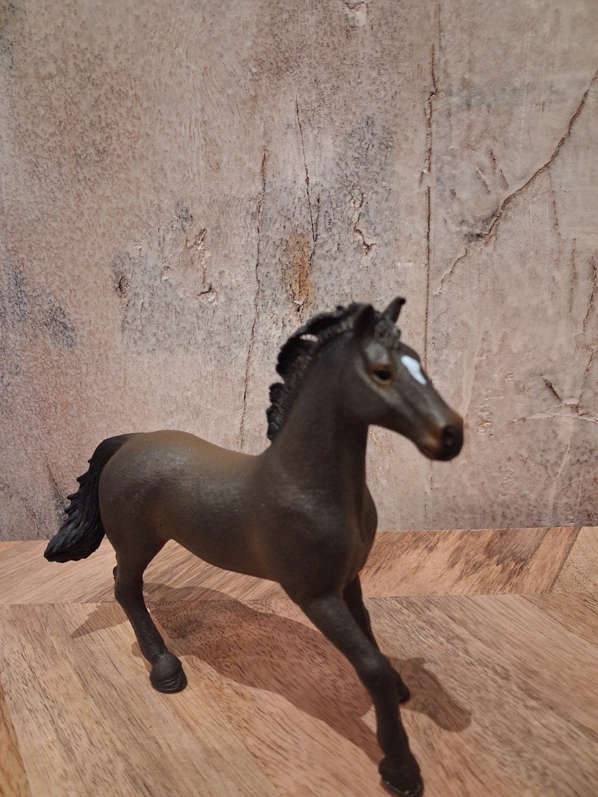 Schleich paard speelfiguur - zwart met witte bles, Ophalen of Verzenden, Gebruikt