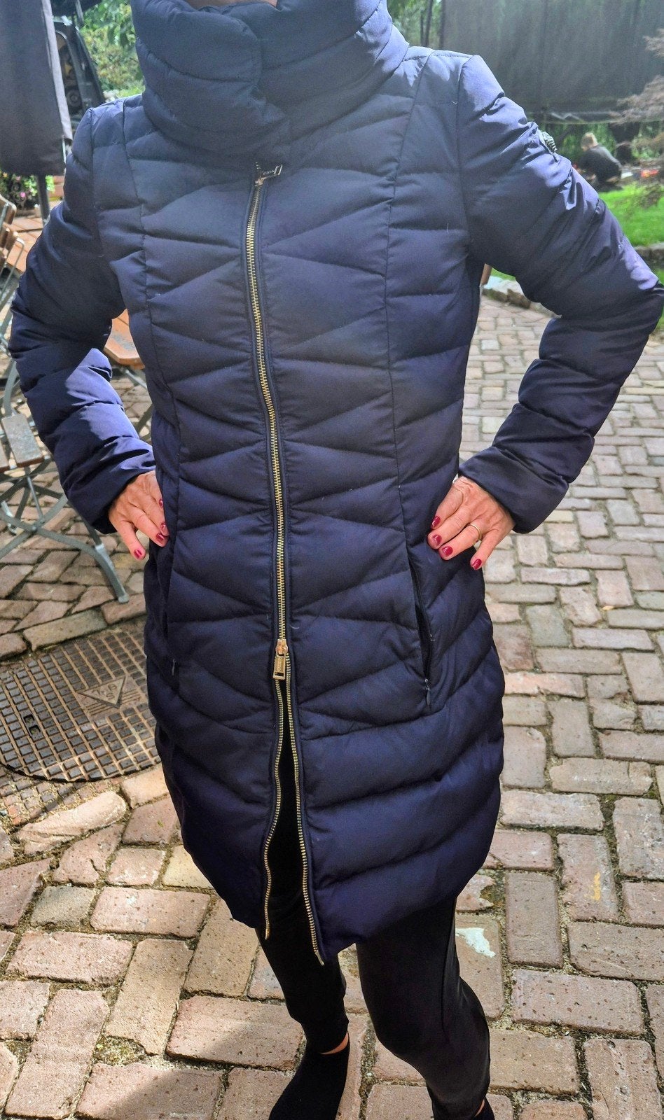 Donkerblauwe gewatteerde jas van Guess, maat S M, Maat 38/40 (M), Guess, Blauw, Ophalen of Verzenden