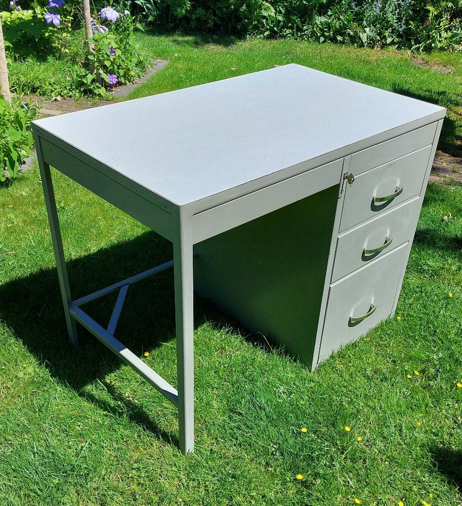 Bureau, metaal, vintage, industrieel, Ophalen, Gebruikt, Met lades, Metaal