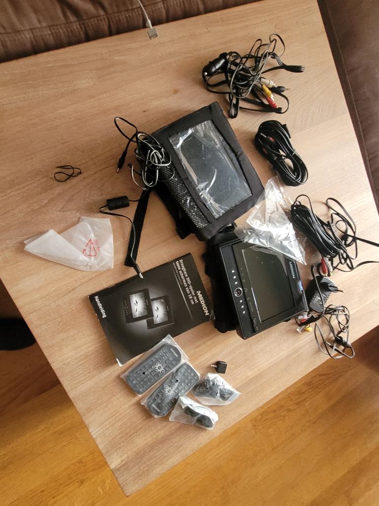 medion Auto Hoofdsteun dvd speler, Ophalen of Verzenden, Zo goed als nieuw, Dvd-speler, Overige merken