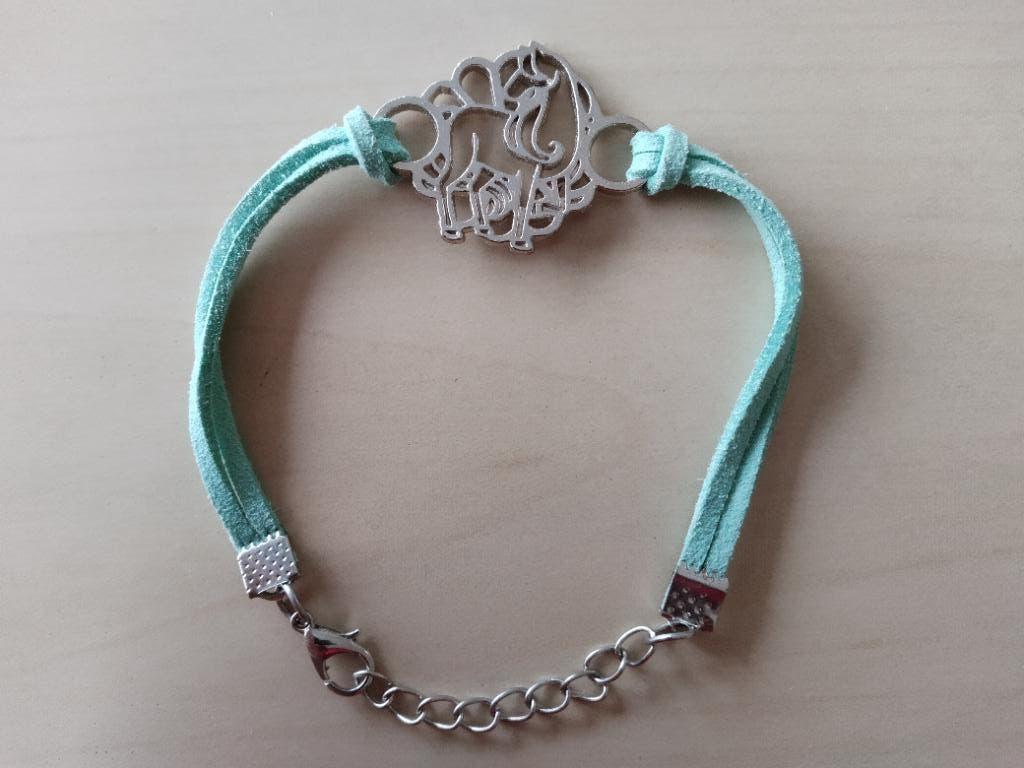 Armband met paard, Ophalen of Verzenden, Nieuw, Zilver, Staal