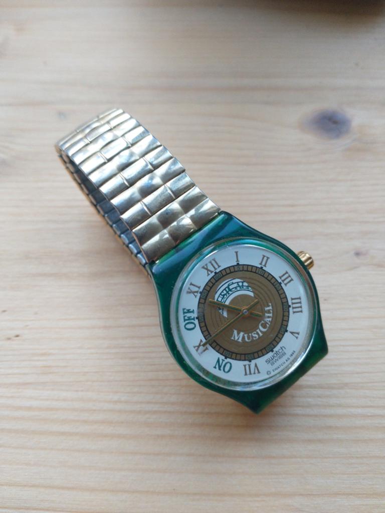 Vintage Swatch Musicall Polshorloge - Groen/Goud, Kunststof, Gebruikt, Polshorloge, Ophalen of Verzenden