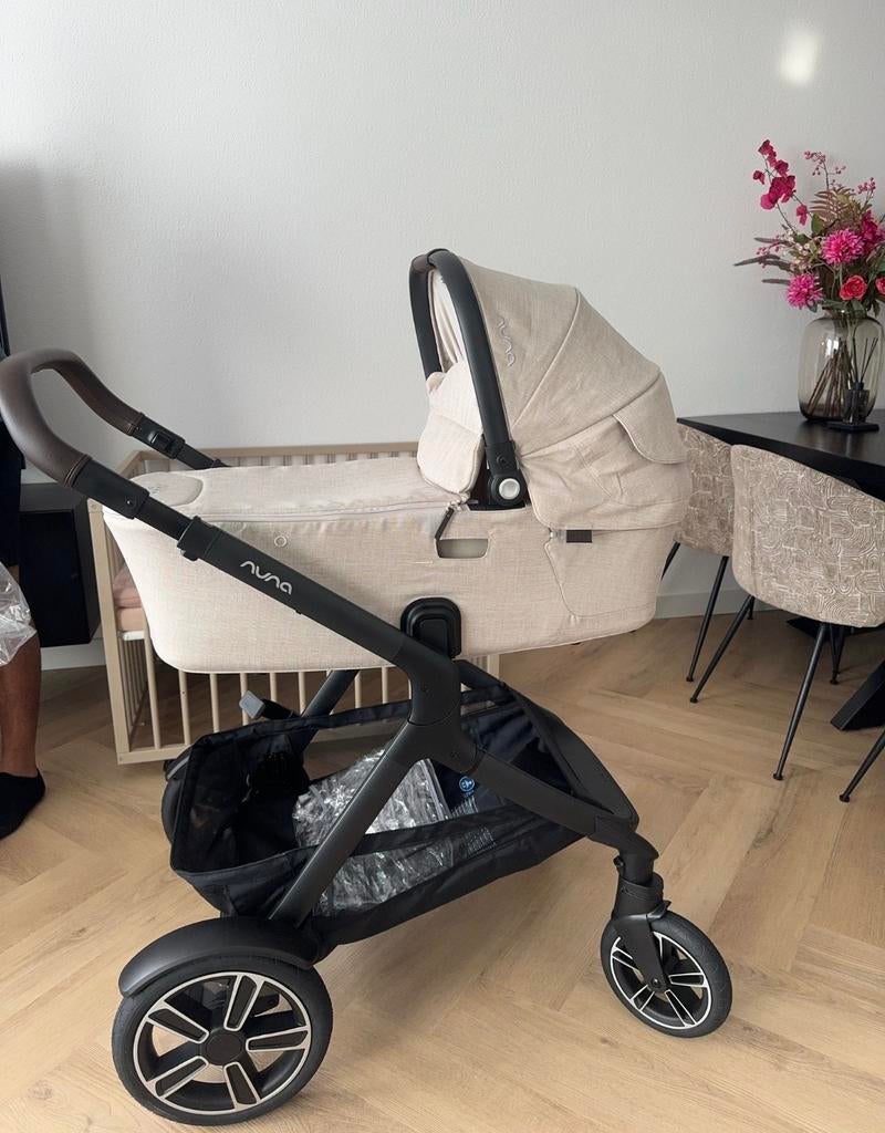 Nuna DEMI Next Kinderwagen - Biscotti, Kinderen en Baby's, Kinderwagens en Combinaties, Zo goed als nieuw, Combiwagen, Overige merken