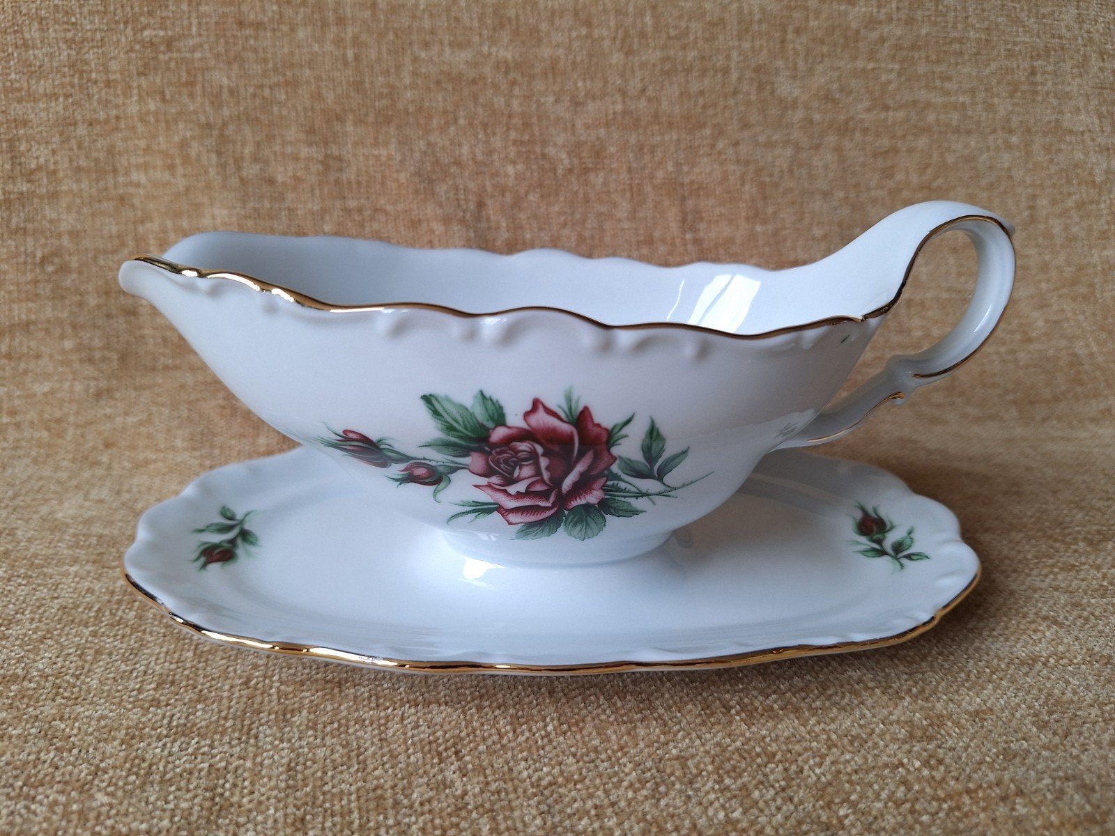 Schumann Arzberg Bavaria Sauskom met Rozen Decor, Ophalen