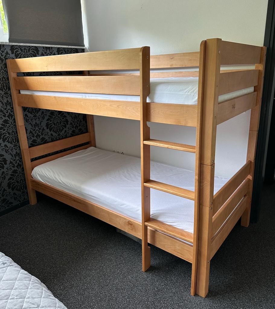 Stevig stapelbed met lattenbodem, om te bouwen tot 2 bedden, Huis en Inrichting, Slaapkamer | Stapelbedden en Hoogslapers, Ophalen