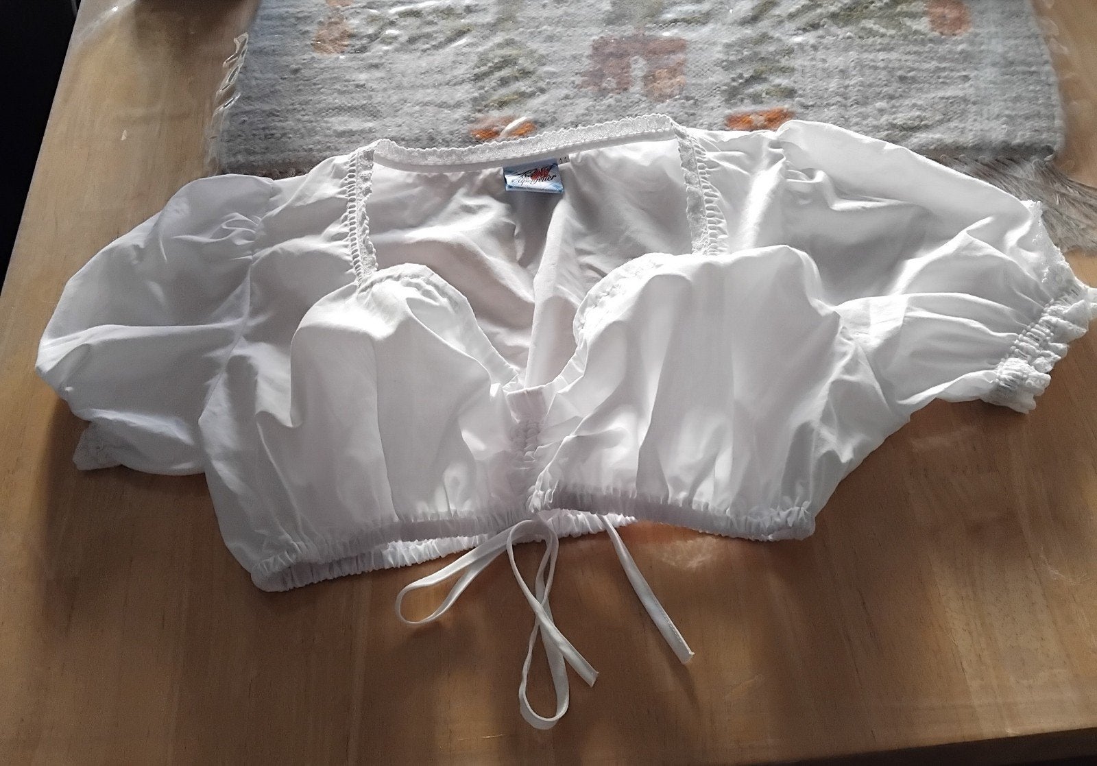 blouse voor onder dirndl-jurk oktoberfeest, Kleding | Dames, Ophalen, Zo goed als nieuw, Maat 42/44 (L), Overige thema's