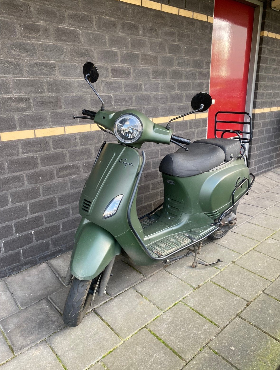 Capri scooter bromfiets geel kenteken moet grote beurt, Ophalen, Gebruikt, Maximaal 45 km/u, Benzine