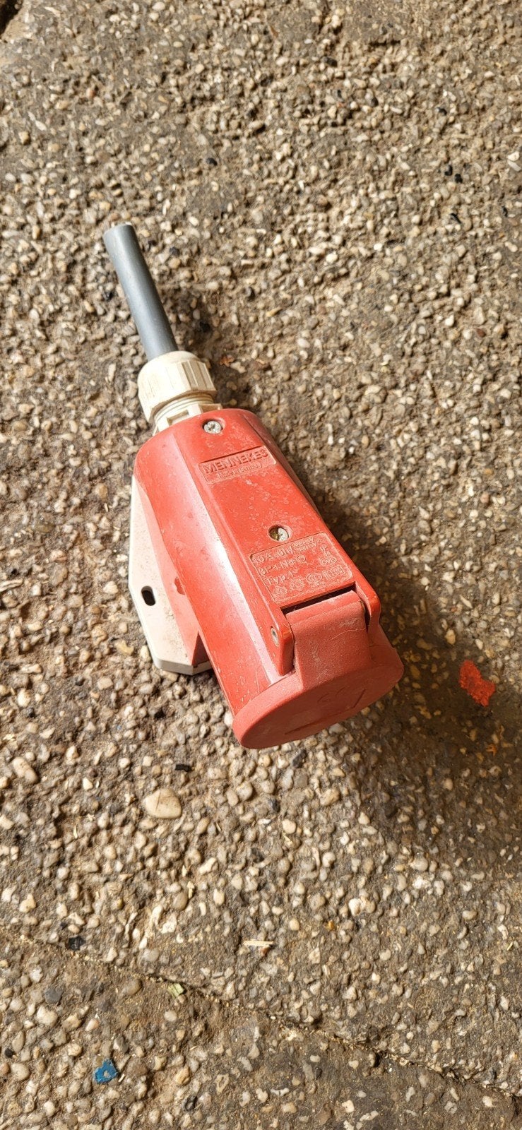 Mennekes CEE Stekker 32A 5-polig, Ophalen of Verzenden, Gebruikt, Overige merken, Stekker