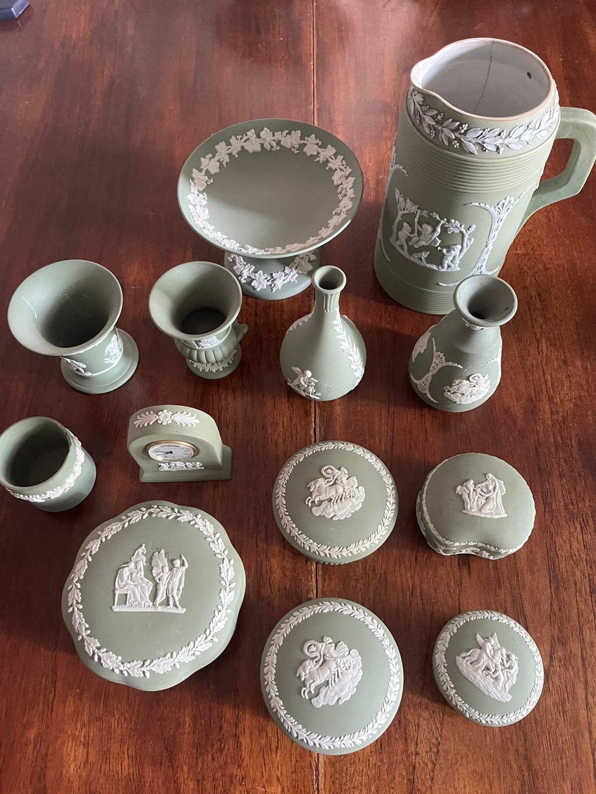 Wedgwood Jasperware licht groen, Huis en Inrichting, Keuken | Servies, Ophalen of Verzenden, Zo goed als nieuw, Porselein, Overige typen