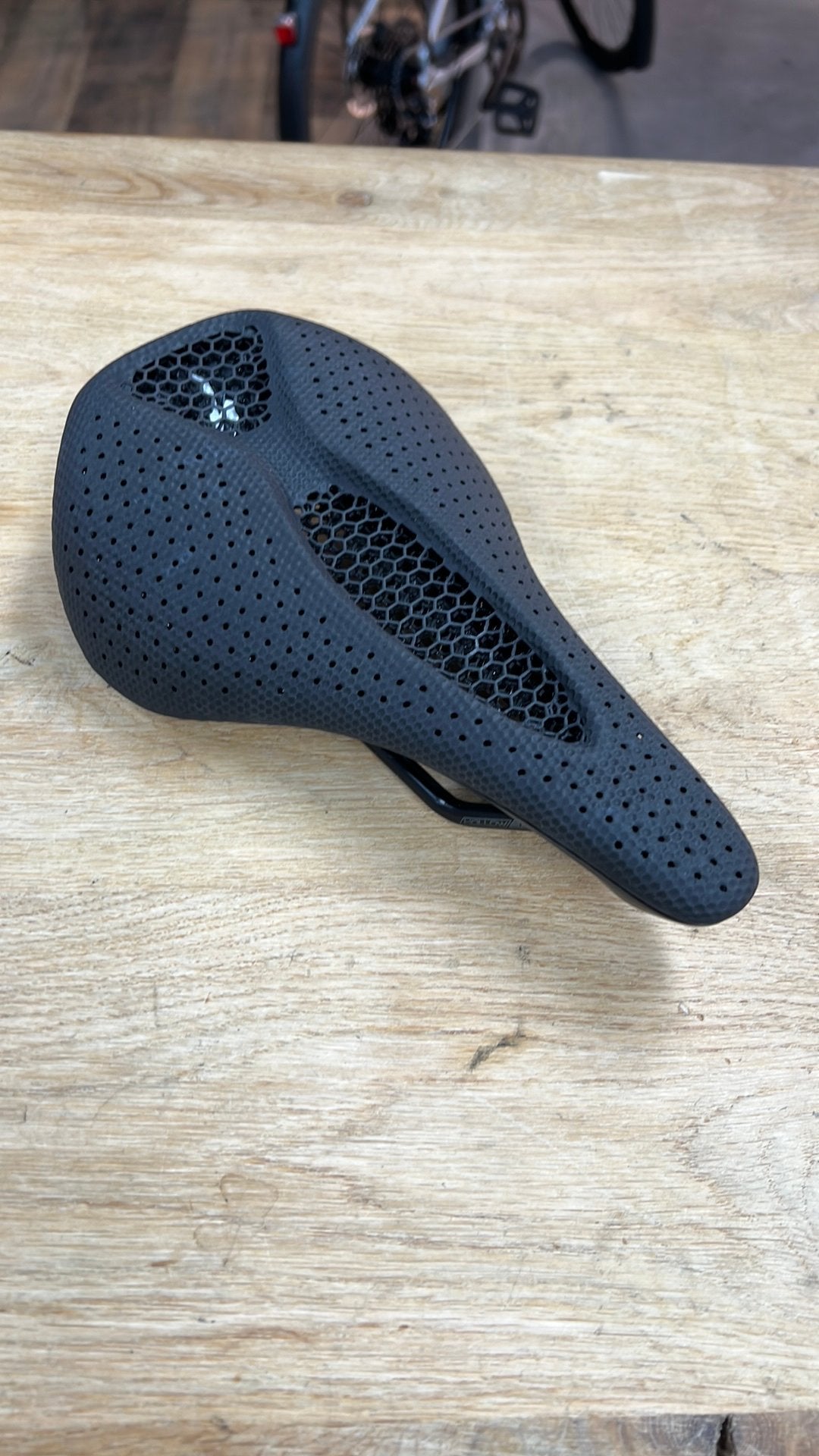 Specialized power pro  143mm mirror NIEUW, Fietsen en Brommers, Fietsonderdelen, Nieuw, Zadel, Racefiets, Titanium