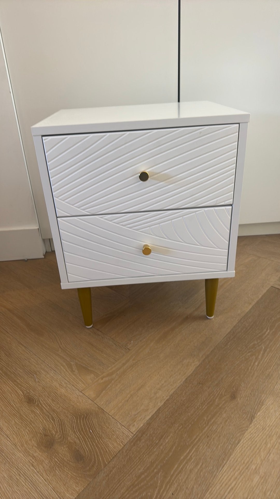 Nachtkasje, Huis en Inrichting, Ophalen, Zo goed als nieuw, Minder dan 45 cm