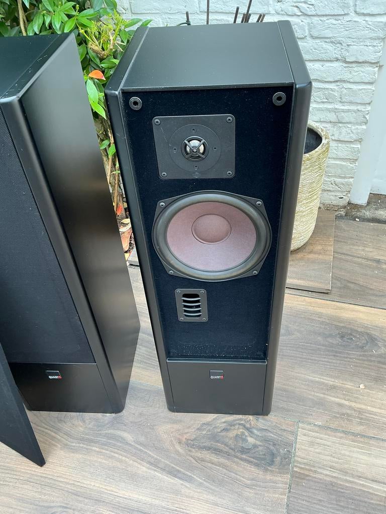 Quart 350 S Vloerstaande Luidsprekers - Zwart, Gebruikt, 60 tot 120 watt, Front, Rear of Stereo speakers, Ophalen