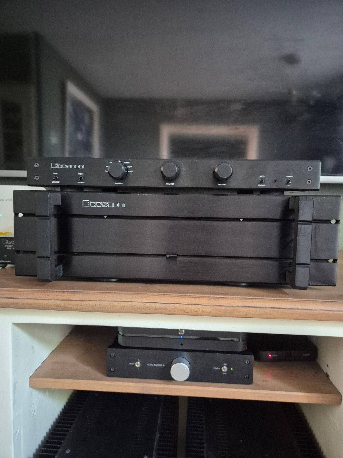 Bryston 4B-e  volledig nagekeken, Ophalen, Zo goed als nieuw, 120 watt of meer, Overige merken