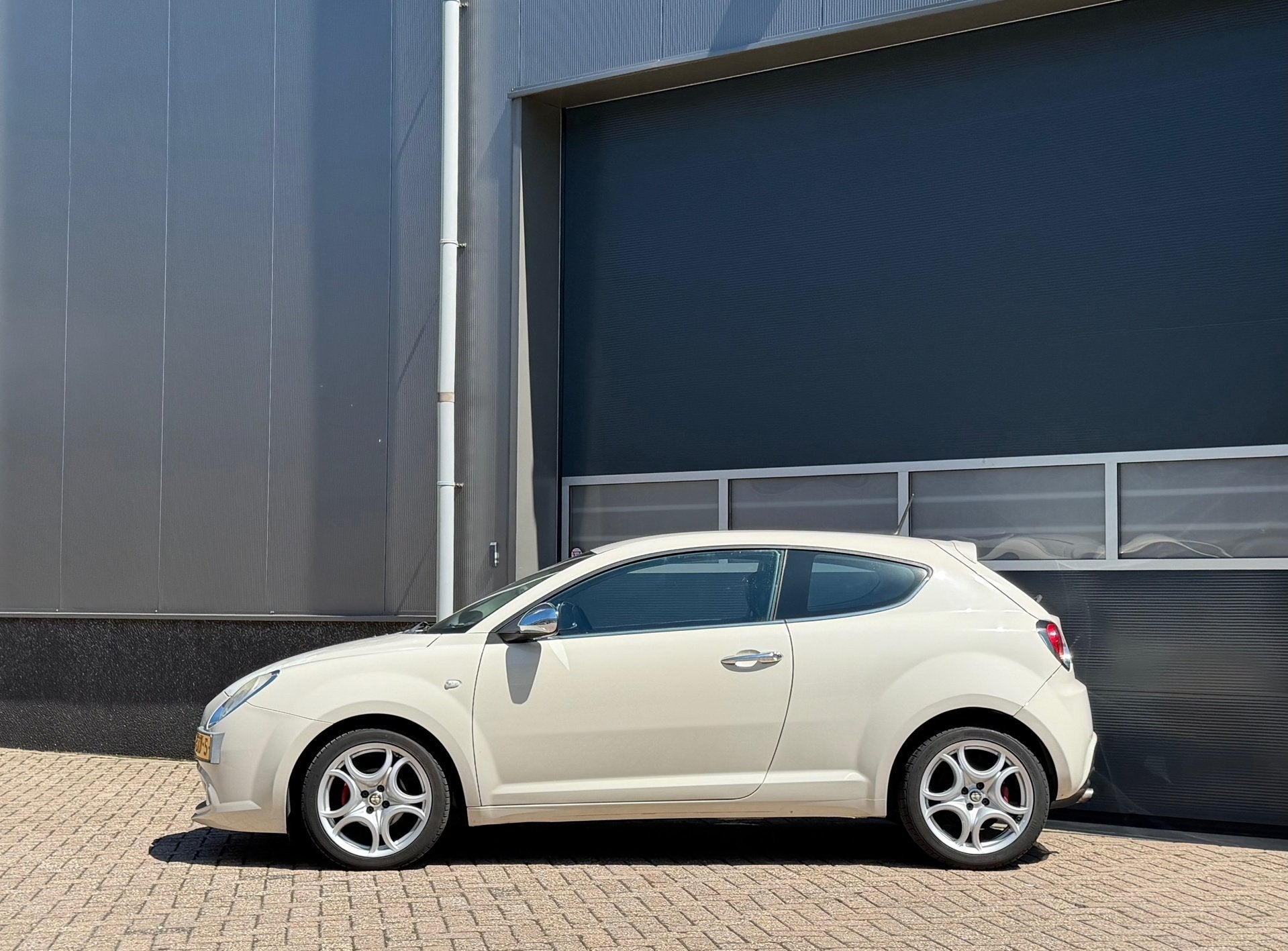 Alfa Romeo MiTo 0.9 TwinAir Distinctive bj.2013 Leder|Clima|, Auto's, Alfa Romeo, Voorwielaandrijving, Euro 5, 86 pk, Gebruikt