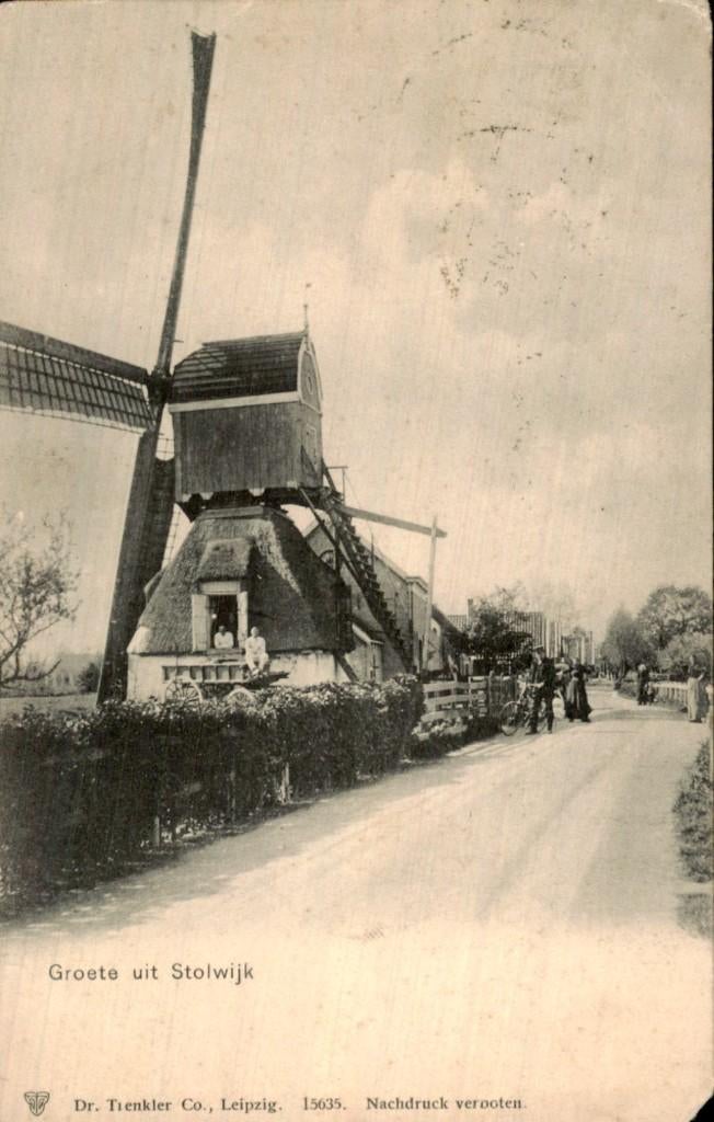 Stolwijk - Windmolen - straatzicht, Ophalen of Verzenden, Voor 1920, Gelopen, Zuid-Holland