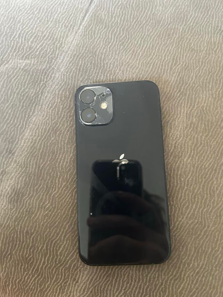 Defecte iPhone 12 Mini zwart met beschadigd scherm, Telecommunicatie, Mobiele telefoons | Apple iPhone, 128 GB, IPhone 12 Mini