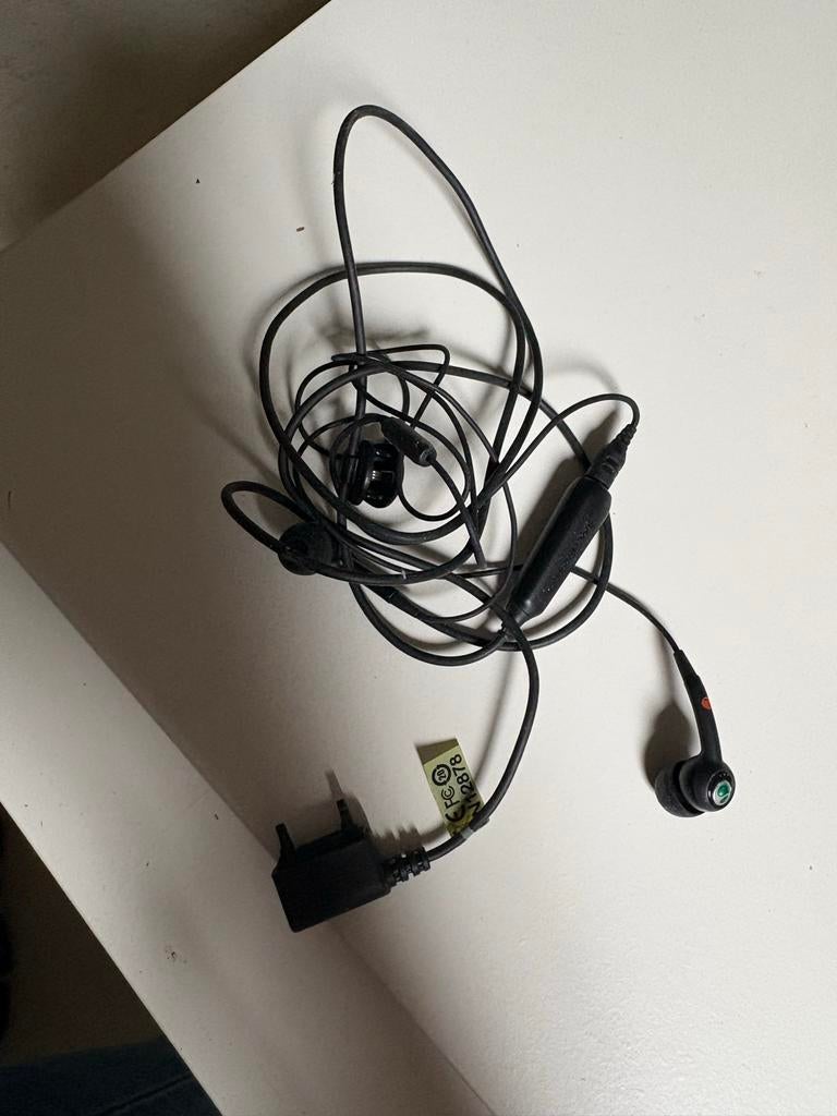 Sony Ericsson HPM-75 Oortjes voor Mobiel, Ophalen, Gebruikt, Overige typen, Sony Ericsson