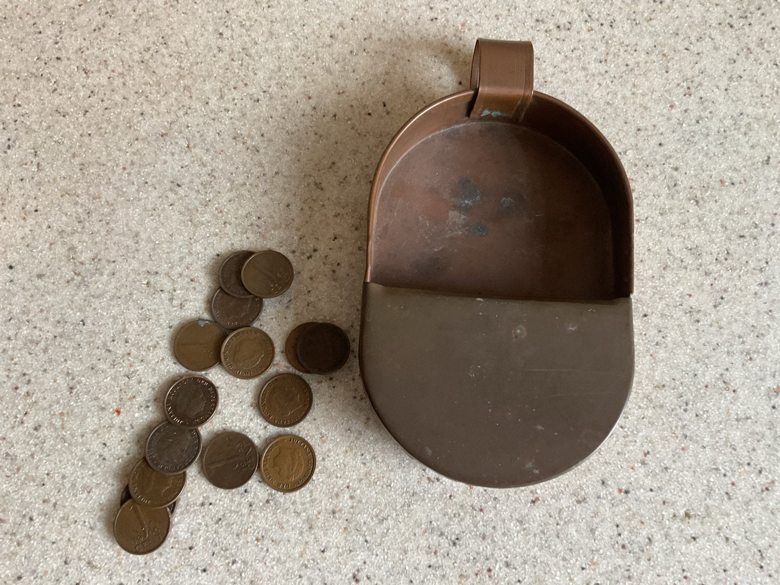 Antieke Koperen centenbakje  met handvat, Ophalen of Verzenden, Koper