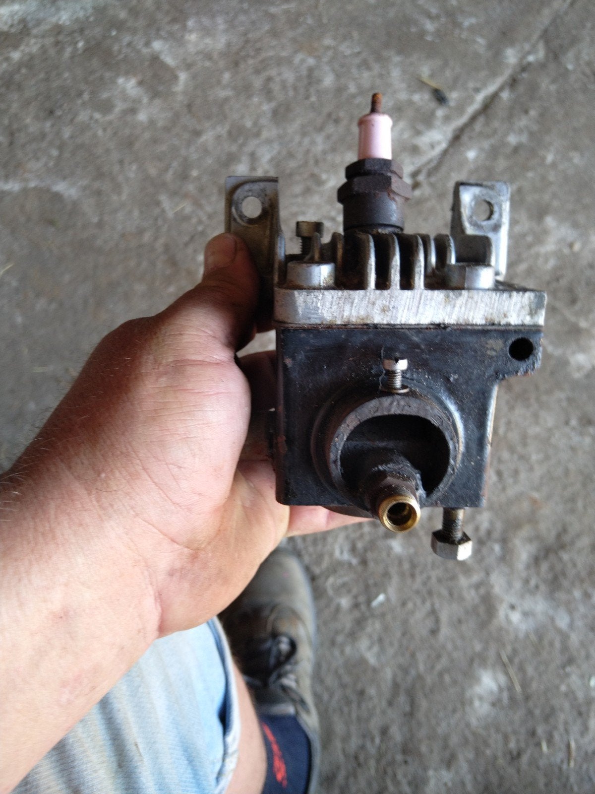 Brittisch Seagull Cilinder  buitenboordmotor, Ophalen, Motor en Techniek