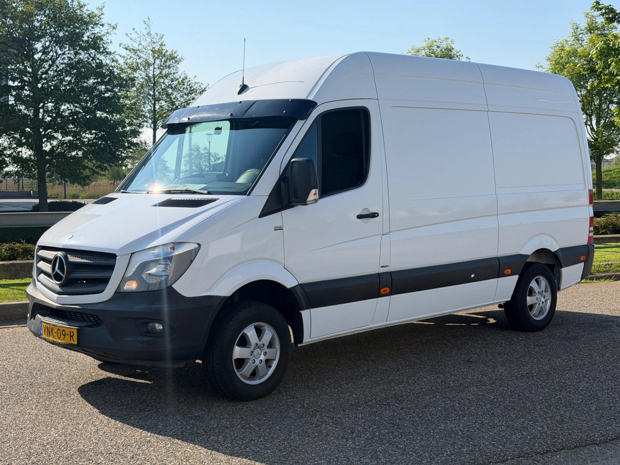 Mercedes-Benz Sprinter 319CDI L2H2 3.0L V6 Diesel Airco EURO, Auto's, Achterwielaandrijving, Gebruikt, Euro 6, 190 pk