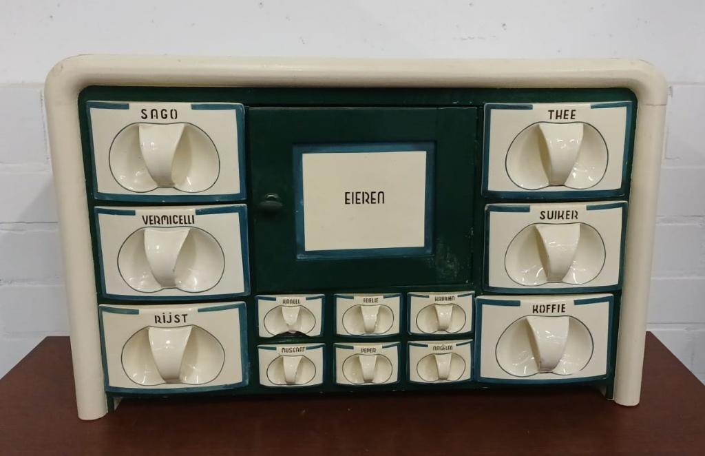 Antiek / vintage kruidenkast met keramische laatjes, Ophalen of Verzenden