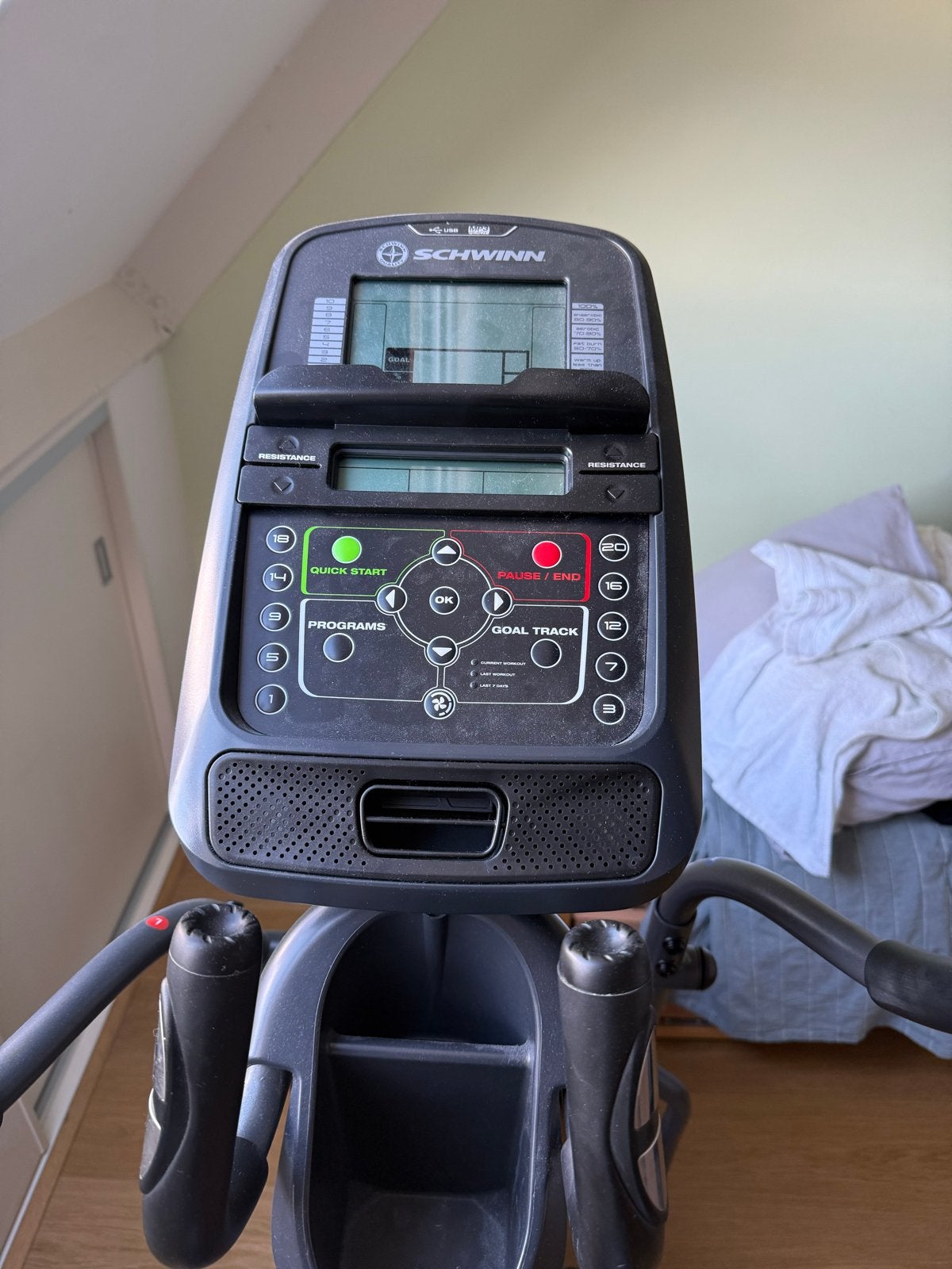 Schwinn 430i Crosstrainer - Zo goed als nieuw, Sport en Fitness, Ophalen, Armen, Zo goed als nieuw, Crosstrainer