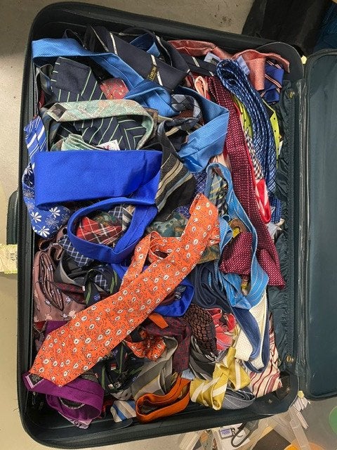 Grote collectie heren dassen - diverse kleuren en patronen, Ophalen, Meerkleurig, Diverse merken, Met patroon