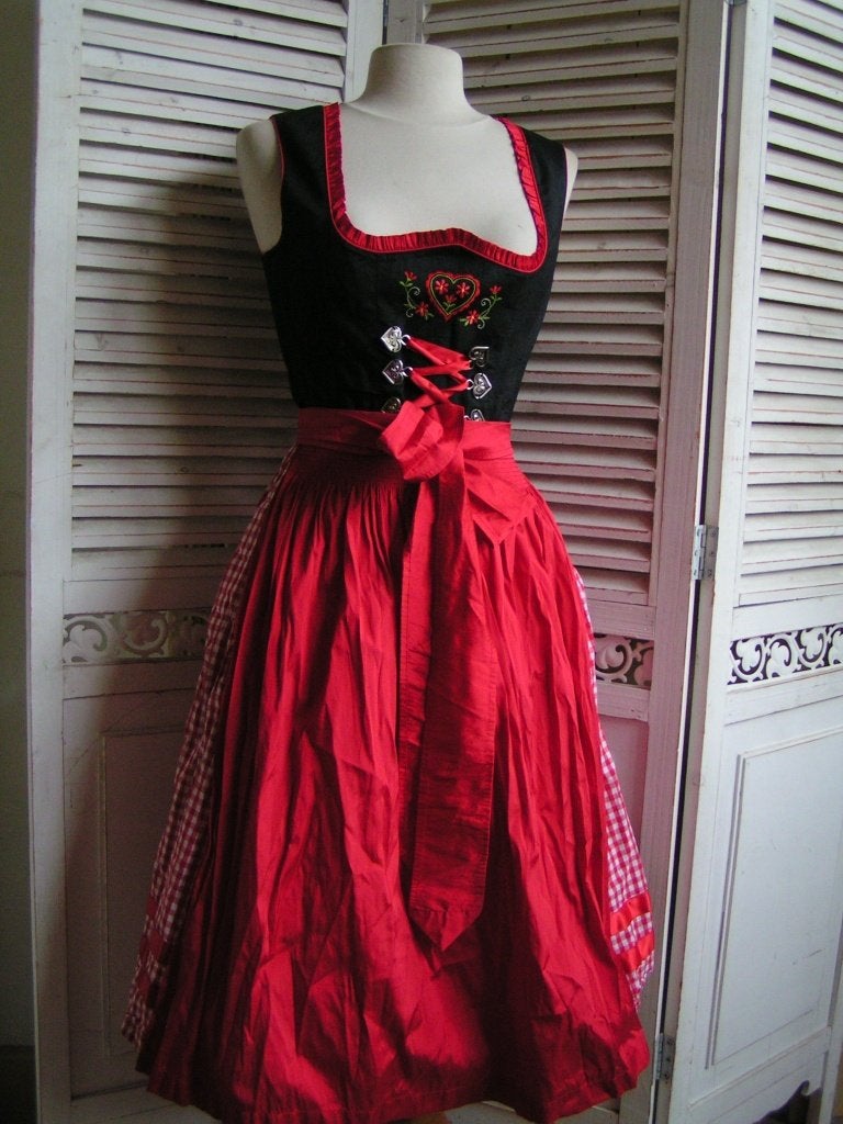 tiroler dirndl jurk en schort maat 36 nr EE 551, Verzenden, Zo goed als nieuw, Maat 36 (S), Carnaval