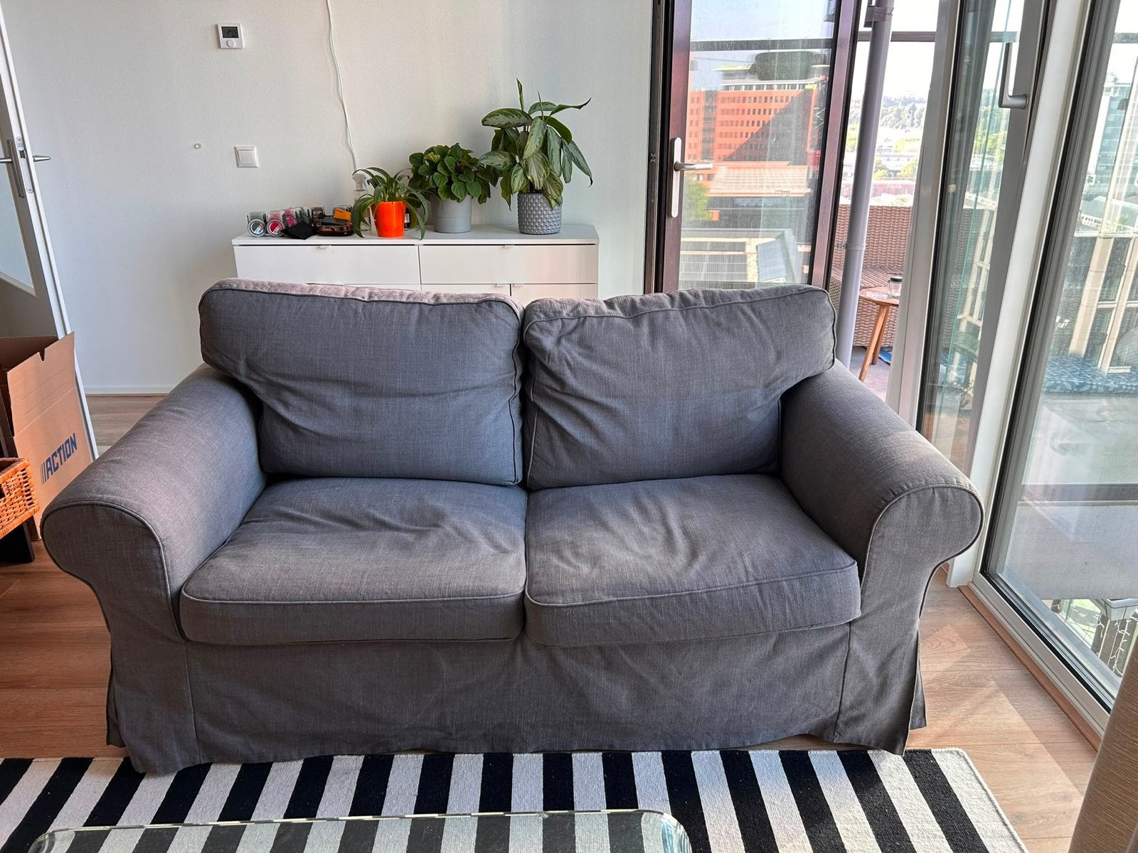 Comfortabele grijze tweezitsbank Ektorp (IKEA), Ophalen, Gebruikt, 150 tot 200 cm, Tweepersoons