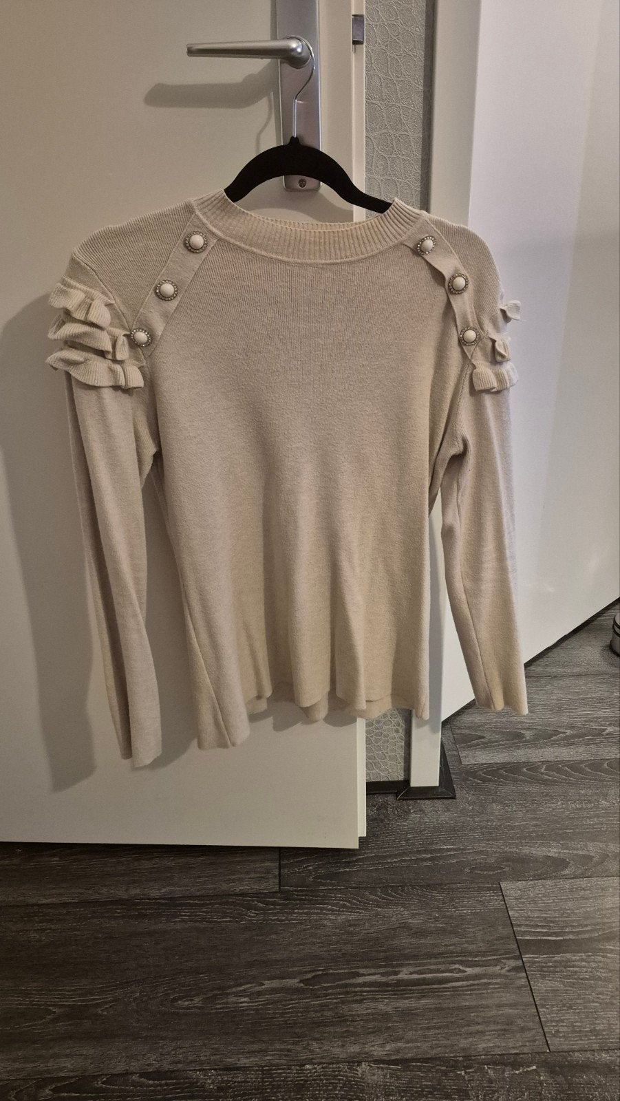 col trui beige met knopen, Kleding | Dames, Truien en Vesten, Ophalen of Verzenden, Zo goed als nieuw, Maat 42/44 (L), Beige