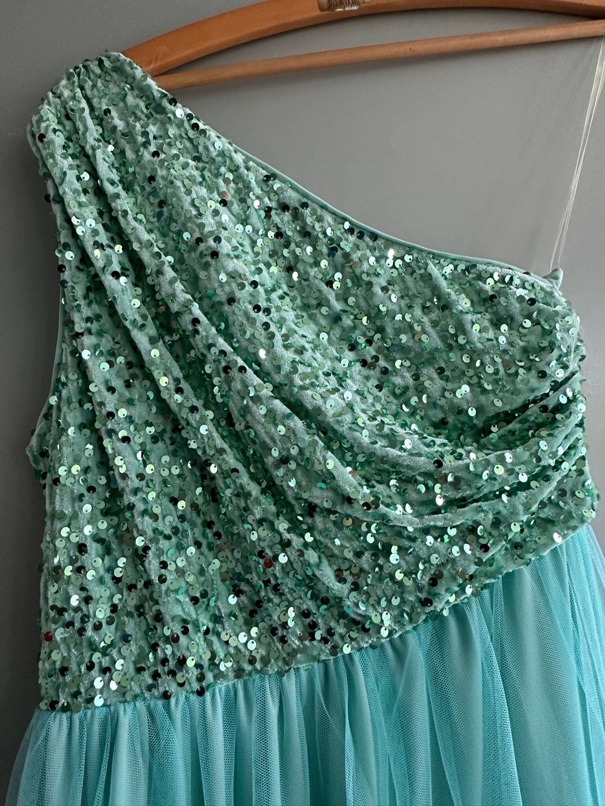 Dressalisa Galajurk met pailletten en tule, maat M, Kleding | Dames, Maat 38/40 (M), Ophalen of Verzenden, Zo goed als nieuw, Onder de knie