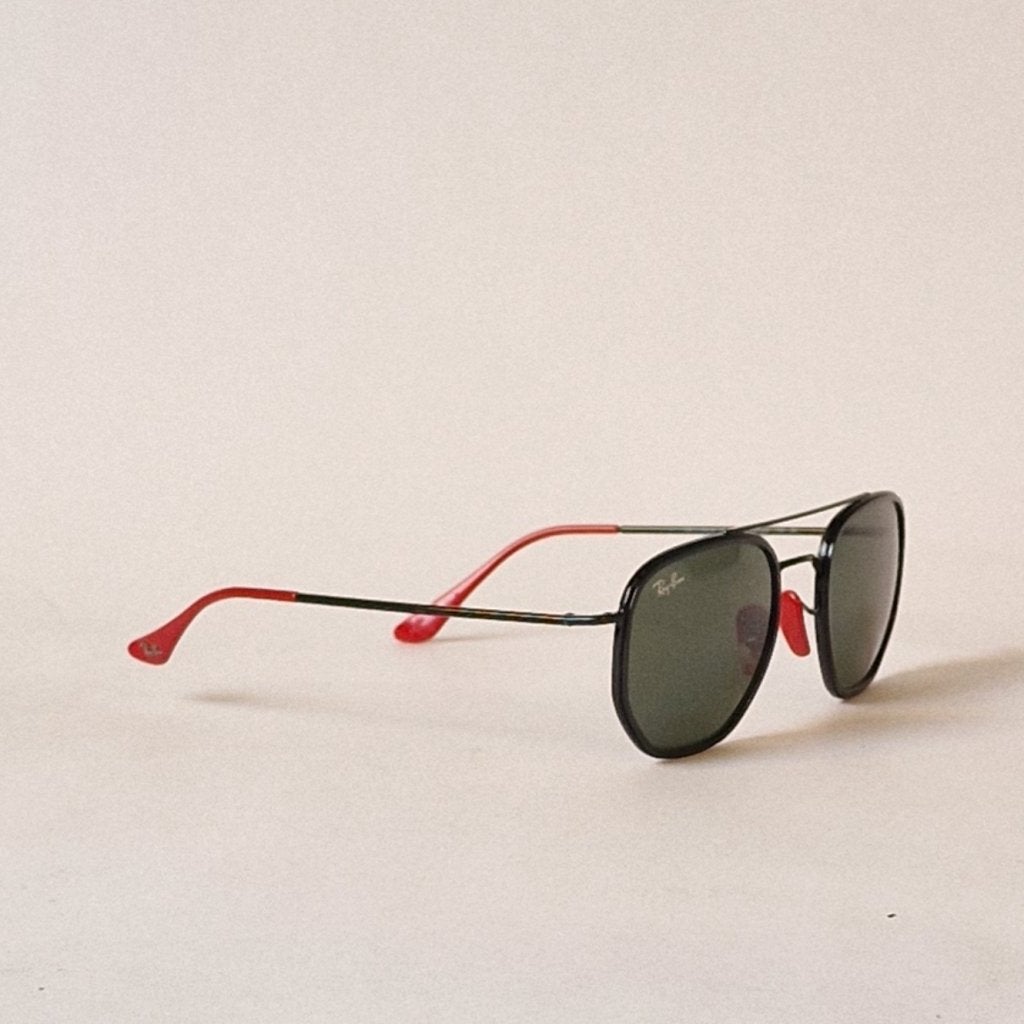 Ray-Ban RB3748-M F028/31 52-22-140 Zonnebril, Ray-Ban, Gebruikt, Support@rayban.com, Luxottica Group, 2 Via S. Marco
Milan 20121
Italy
