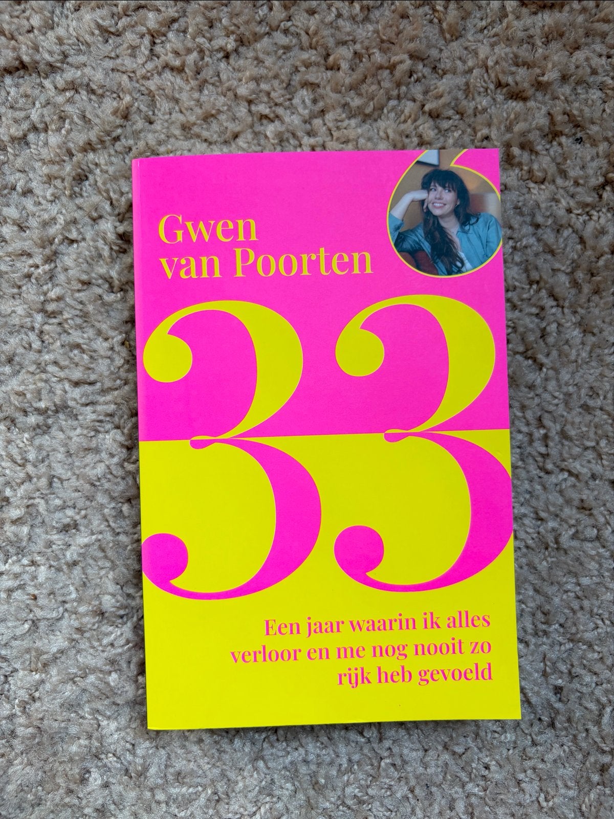 Boek Gwen van Poorten - 33, Boeken, Ophalen of Verzenden, Zo goed als nieuw, Nederland