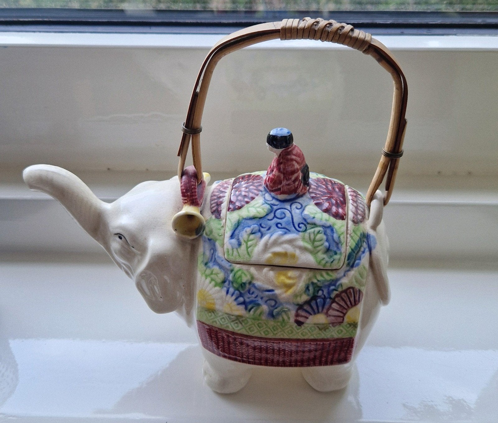 Banko-ware / Banko-keramiek olifant theepot, Ophalen