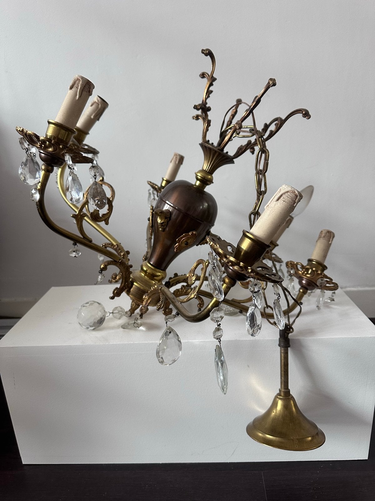 Antieke Kroonluchter met Kristallen en 6 Lichtpunten, Antiek en Kunst, Ophalen