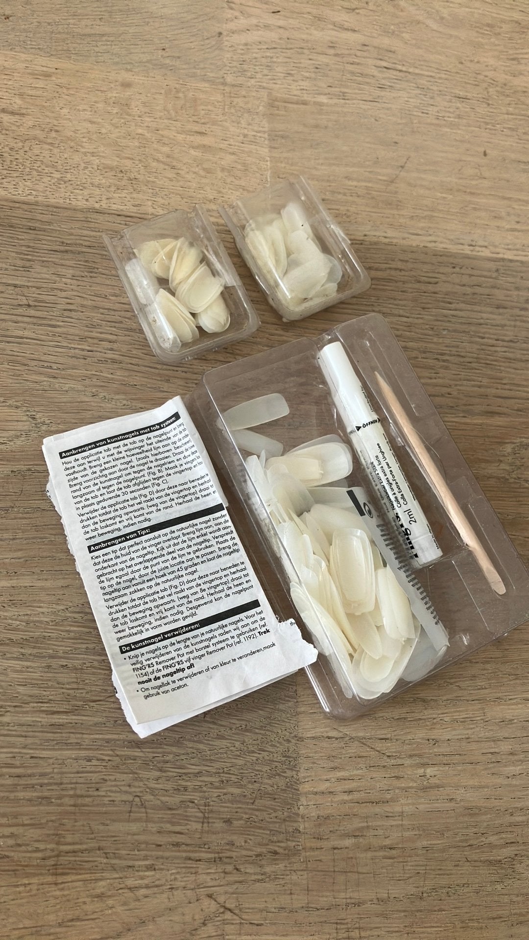 Kunstnagels heb vele over de smallere, Ophalen of Verzenden, Zo goed als nieuw, Zwart, Handen en Nagels
