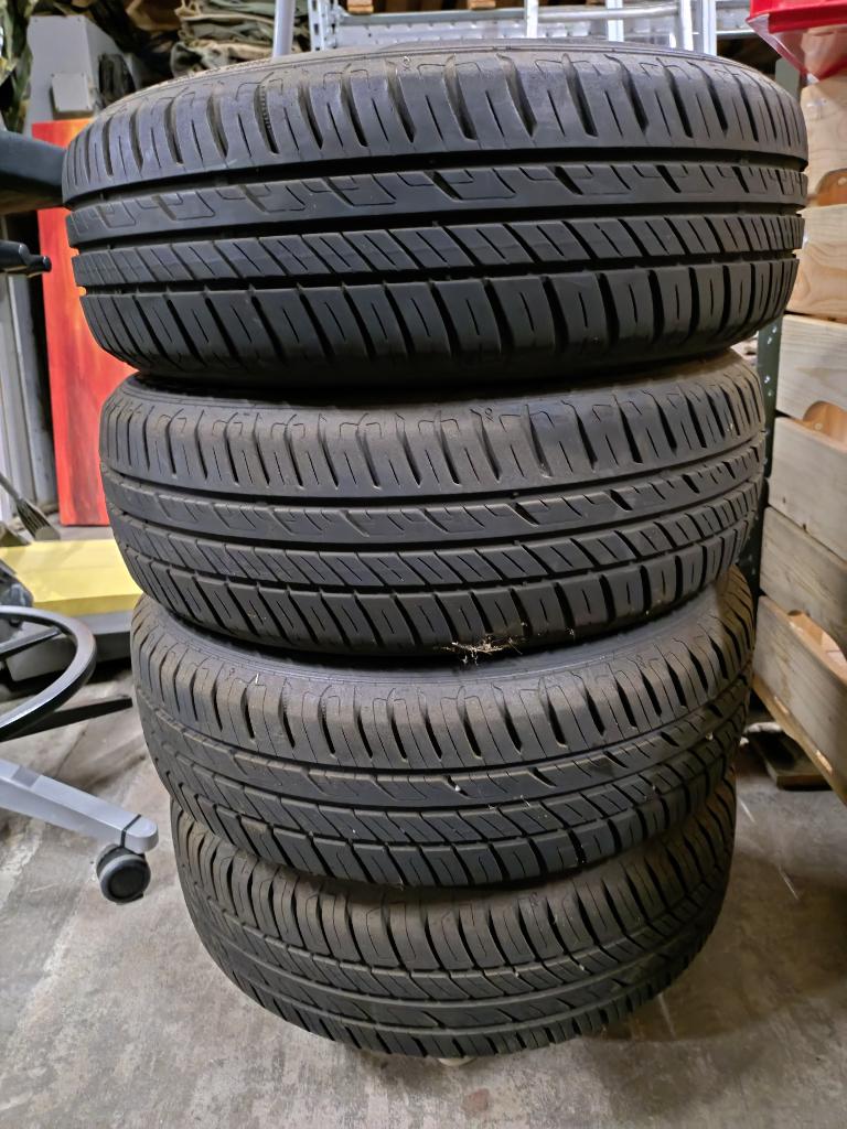 Banden op velg Opel Corsa 175x65 R14, Auto-onderdelen, Banden en Velgen, Ophalen, 14 inch, Tyfoon, Gebruikt
