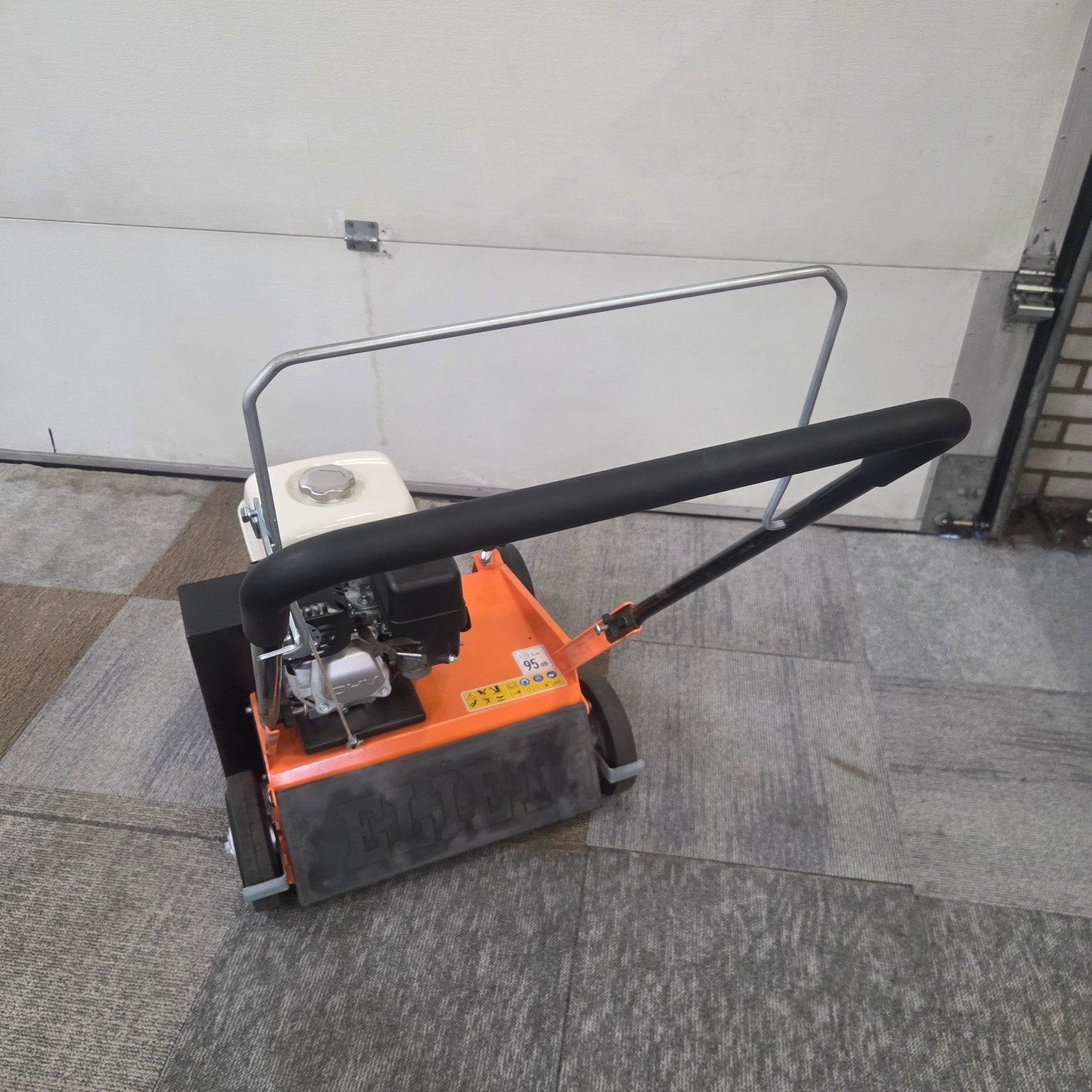 Gebruikte Eliet E450 VM Verticuteermachine (Vaste messen), Eliet, Benzine, Info@eliet.eu, E450ProVM