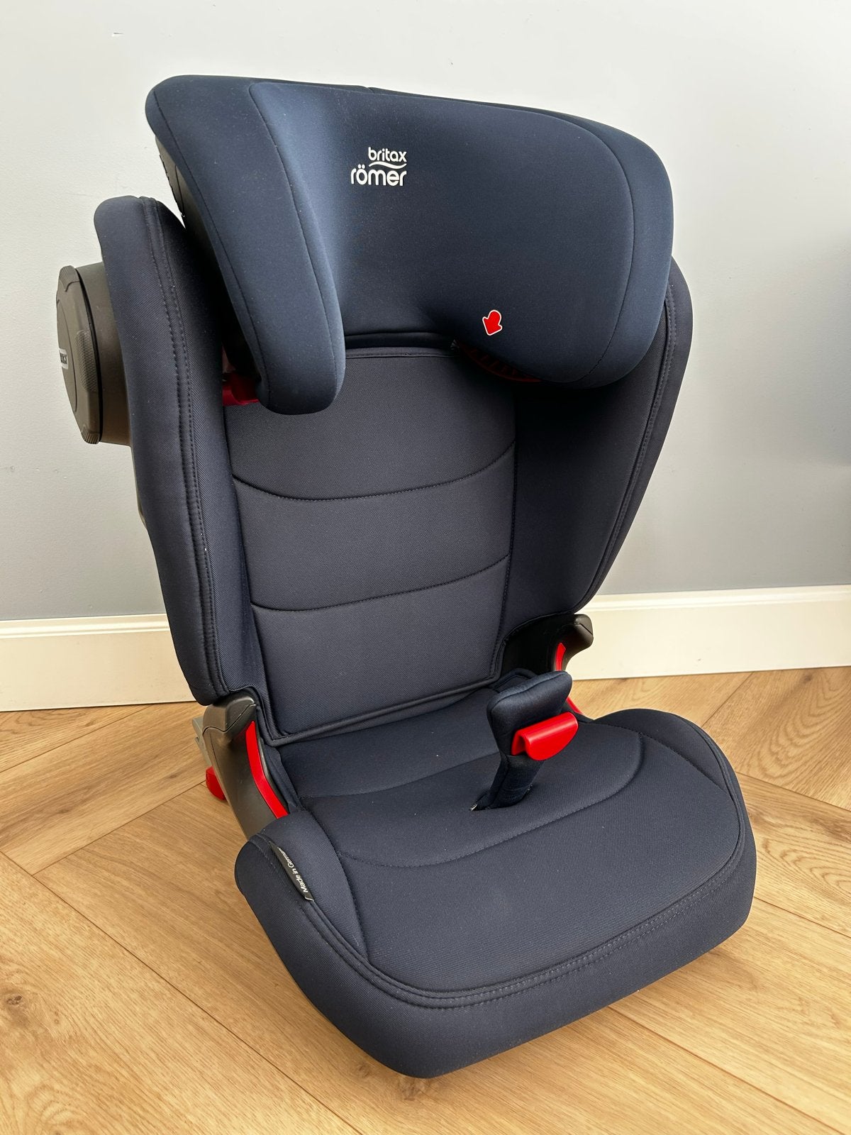 Britax Römer KIDFIX III M autostoel (15-36 kg), groep 2/3, Romer, Autogordel of Isofix, 15 t/m 36 kg, Zo goed als nieuw