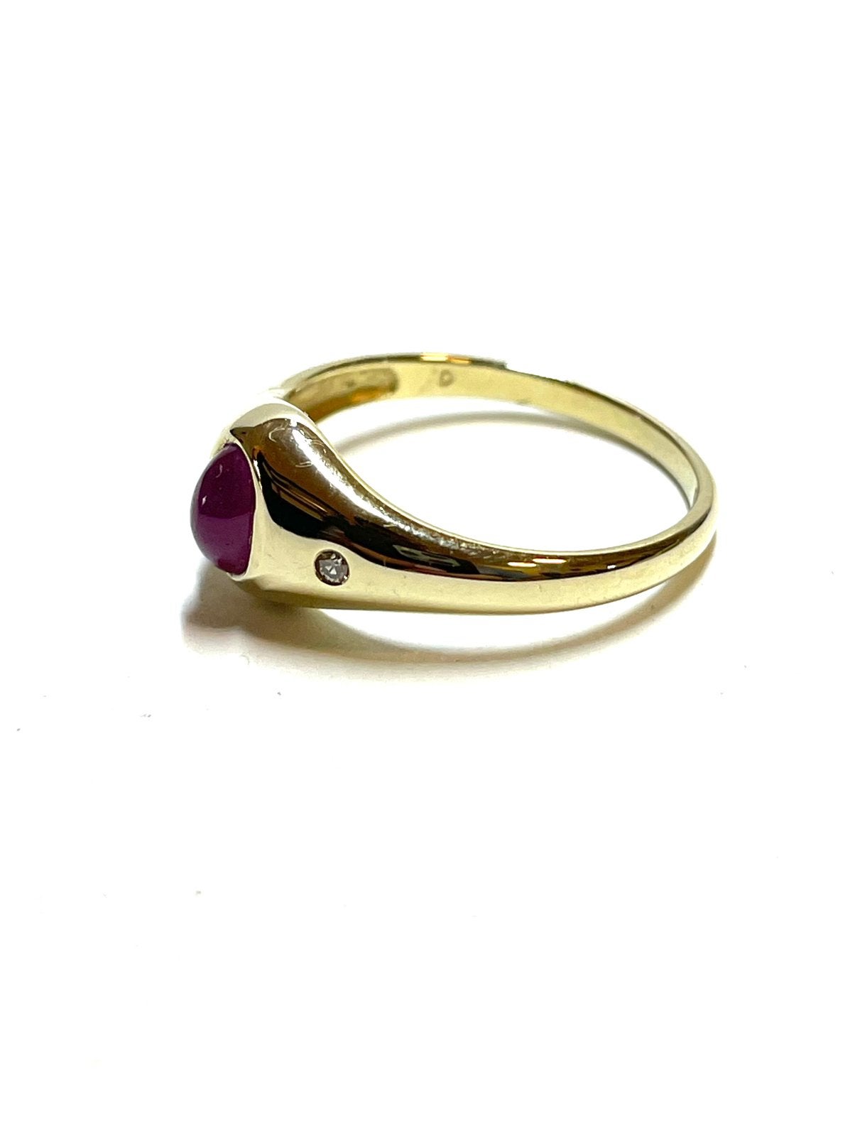 8k gouden ring met een robijn en diamanten, -, -, Ophalen of Verzenden, Zo goed als nieuw