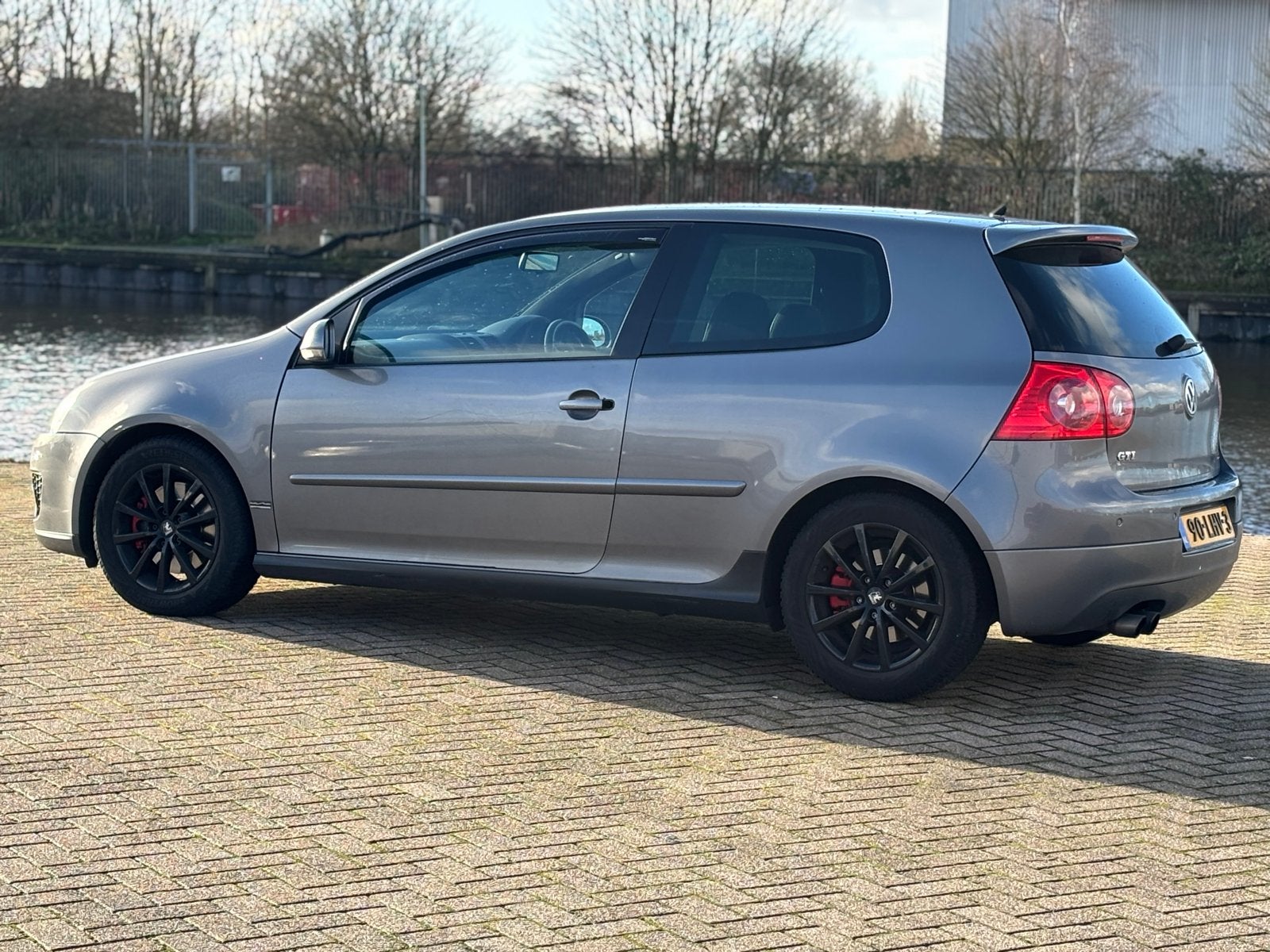 Volkswagen Golf 2.0 GTI 270pk! Bijna 300km/p uur 2008 Grijs, Stof, 4 cilinders, Handgeschakeld, Voorwielaandrijving