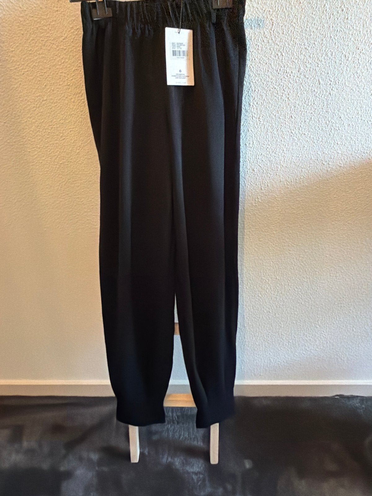 Zwarte broek met elastiek en plooitjes - D-XEL, Kleding | Dames, Zwart, Nieuw, Ophalen of Verzenden, Maat 34 (XS) of kleiner