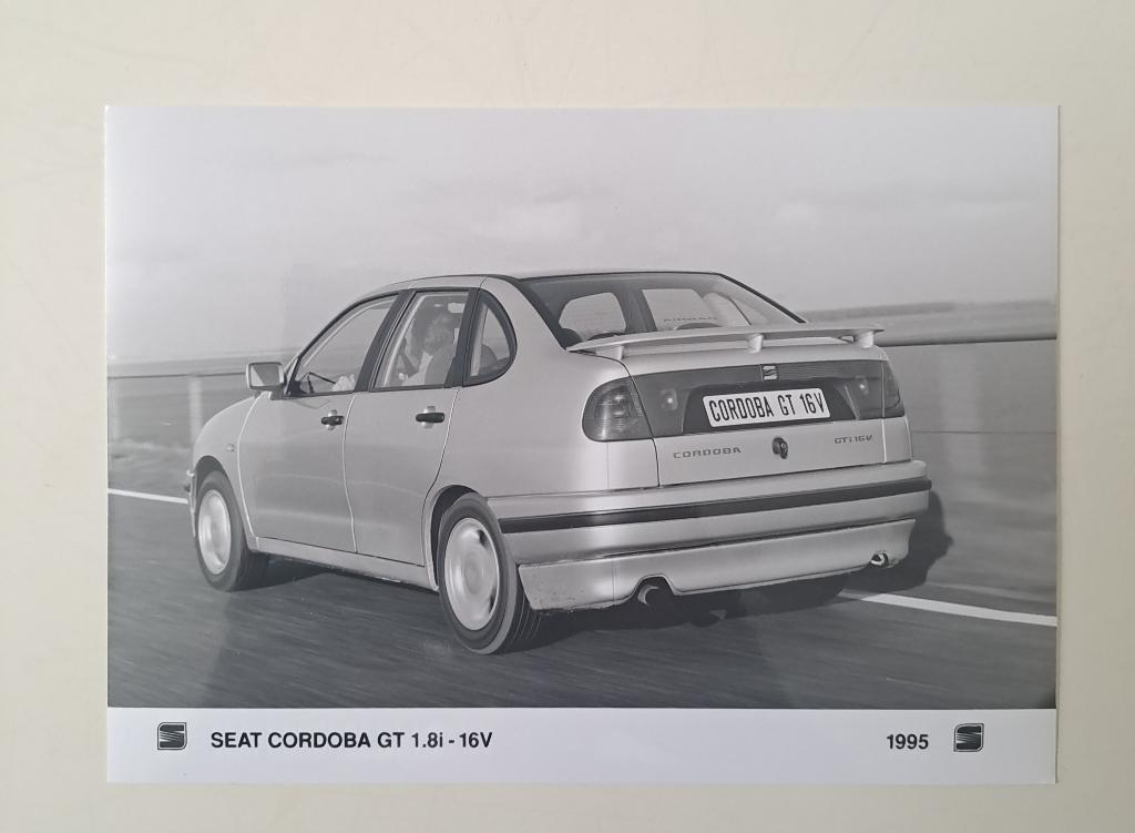 Seat Cordoba GT 1.8 i 16V - PERSFOTO -, Boeken, Auto's | Folders en Tijdschriften, Ophalen of Verzenden, Nieuw, Overige merken