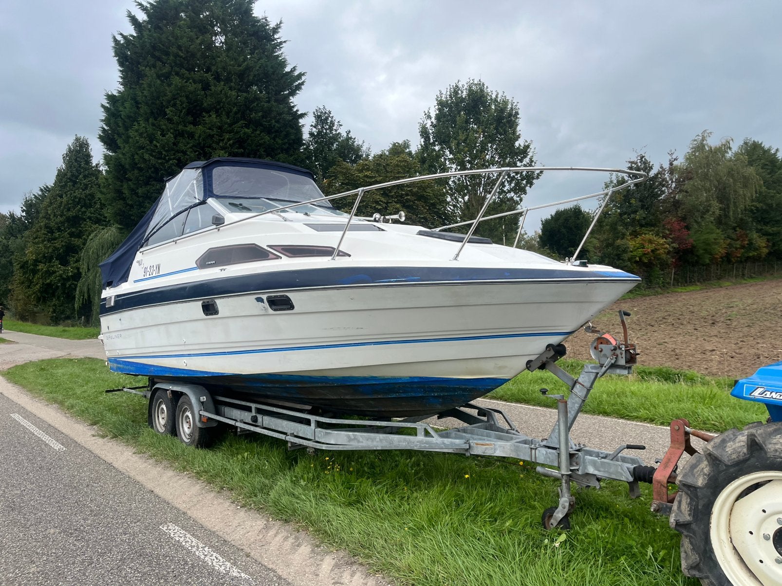 Bayliner 2455 ciera sunbridge 5.7 v8, Watersport en Boten, Ophalen, Gebruikt, Binnenboordmotor, Elektrische start