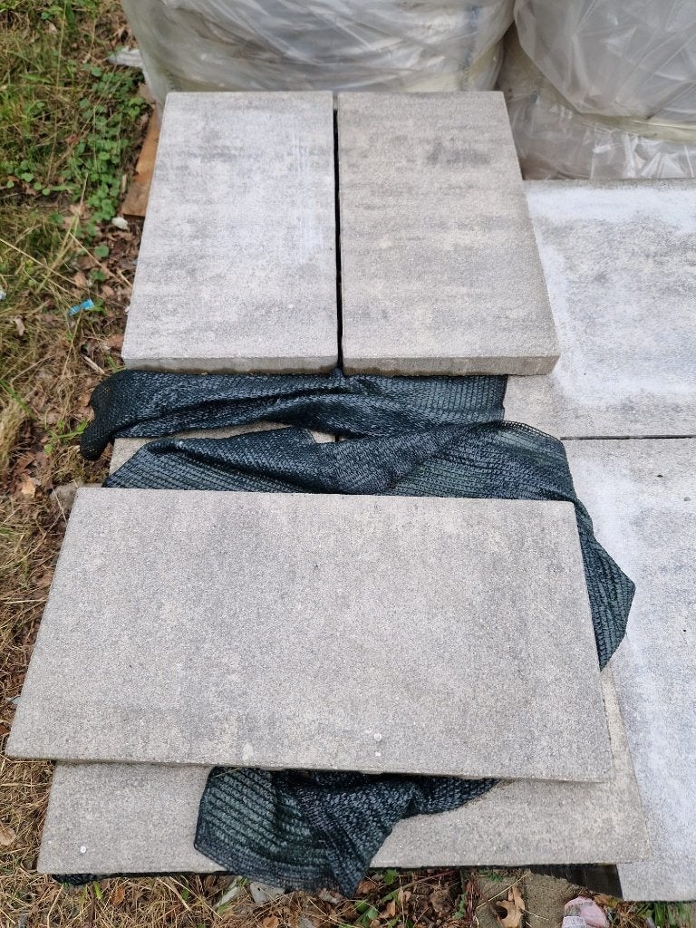 Restpartij betontegel 30x60x4 Grijs/Zwart 50 stuks, Ophalen, 5 tot 10 m², Zo goed als nieuw, Beton