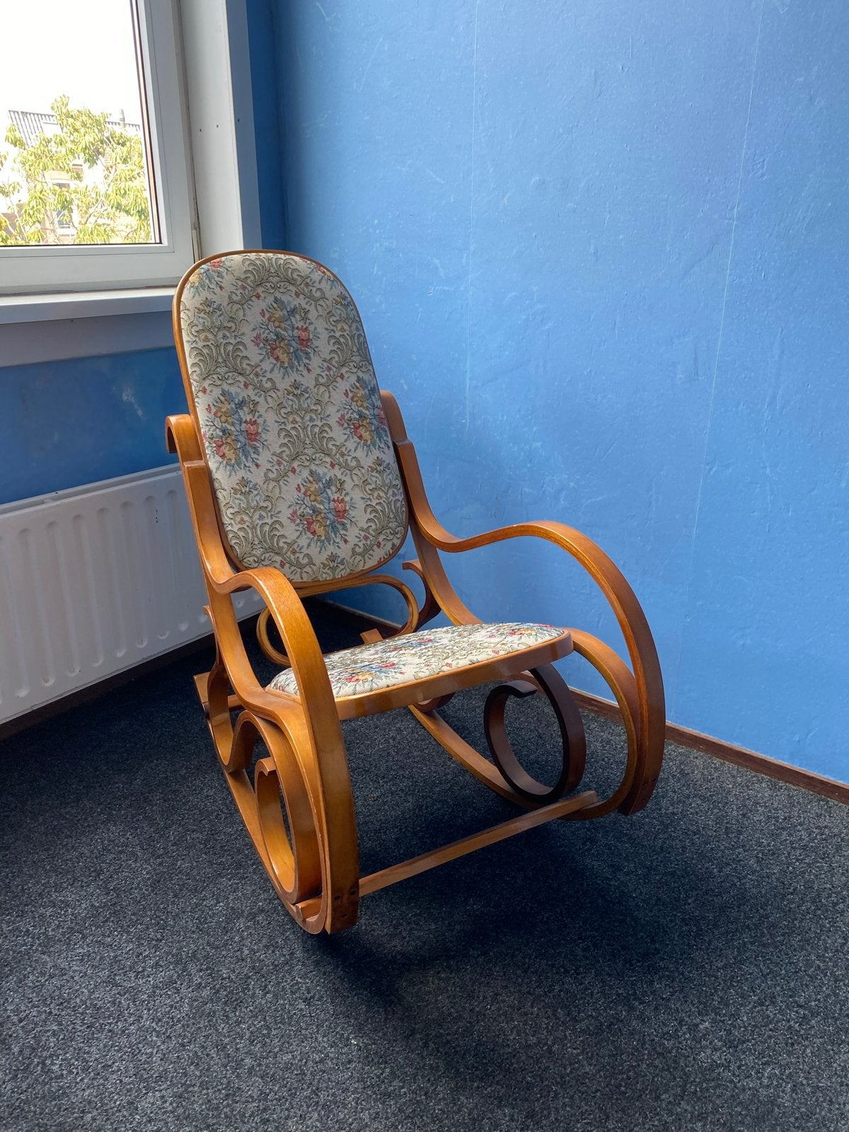 Vintage Schommelstoel met Bloemenpatroon, Ophalen, Gebruikt, Overige kleuren, Eén