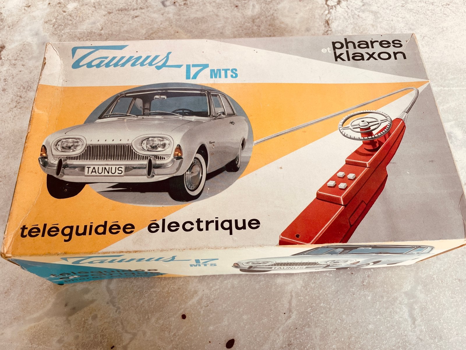 Oude Punch Taunus 17 mts - in doos 1970, Verzenden