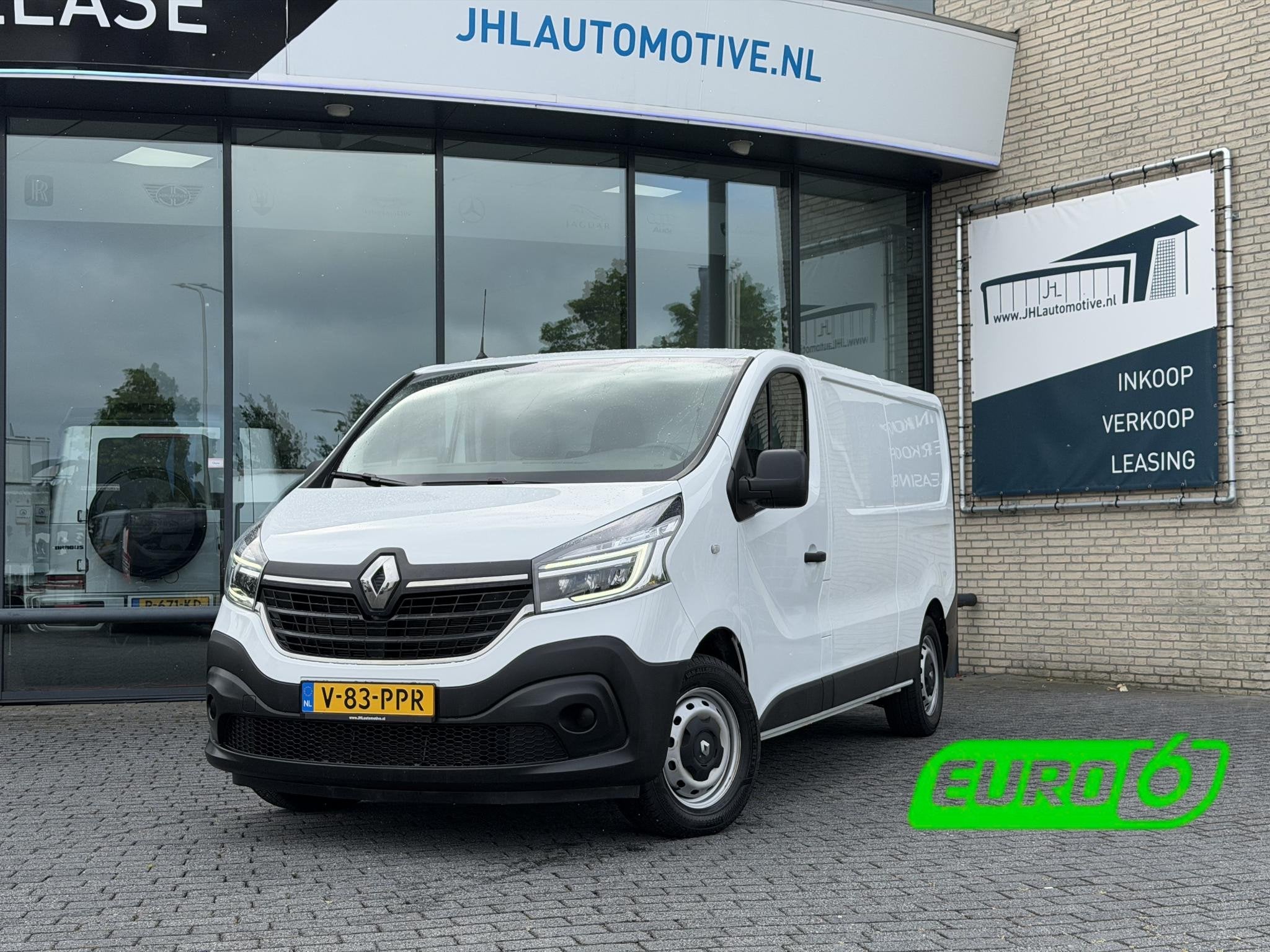 Renault Trafic 2.0 dCi 145 T30 L2H1 Comfort*CRUISE*A/C*TEL*3, Voorwielaandrijving, 145 pk, Stof, Gebruikt