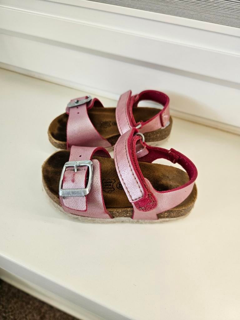 Roze sandalen voor meisjes maat 24 hush puppies, Meisje, Ophalen of Verzenden, Onbekend, Gebruikt