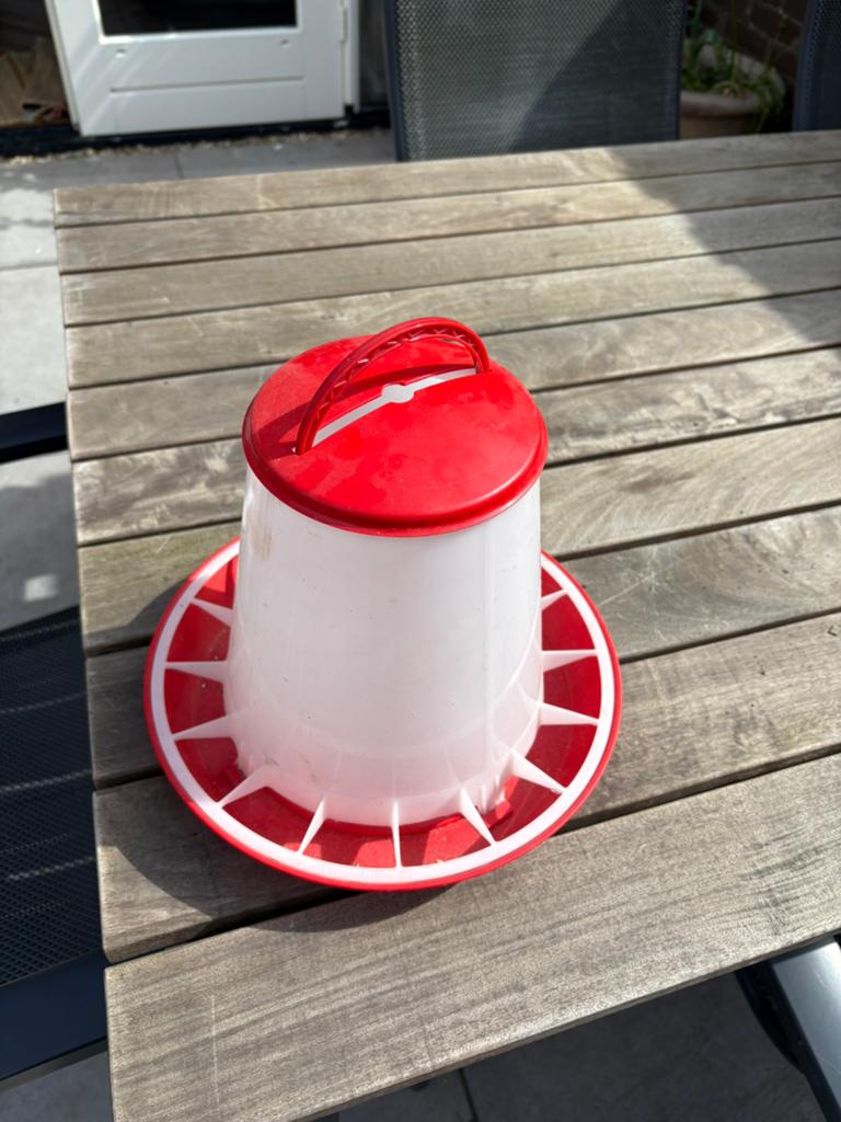 Kippenvoer- en drinkbakken, gebruikt, maar in goede staat., Dieren en Toebehoren, Pluimvee | Toebehoren, Ophalen of Verzenden